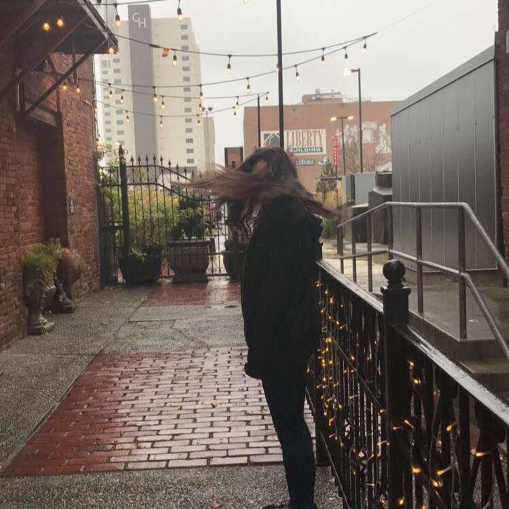 Meet your Posher, Abby